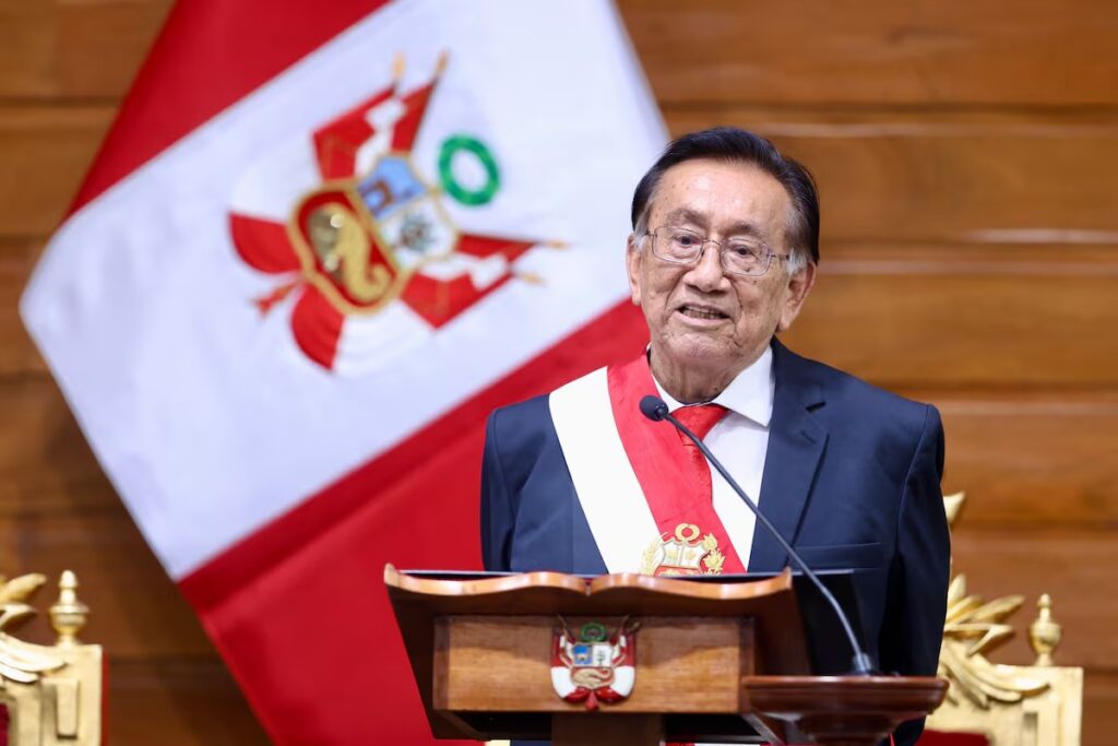 Nuevo presidente de Perú enfrenta múltiples acusaciones por corrupción y escándalos