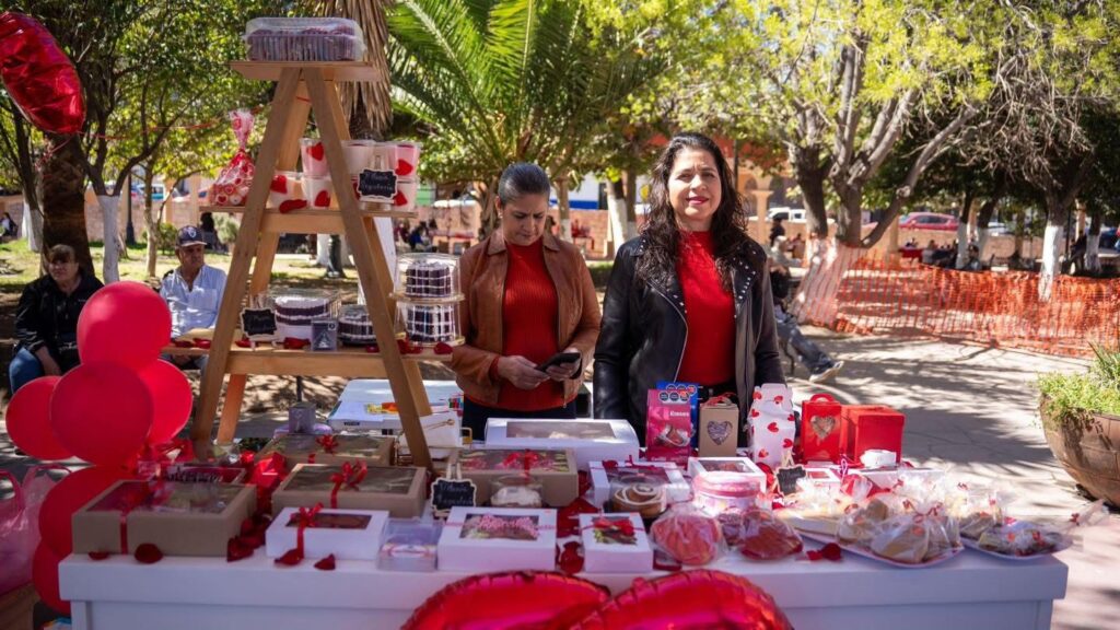 Feria de Corazones impulsa ventas y fortalece economía local en Santiago