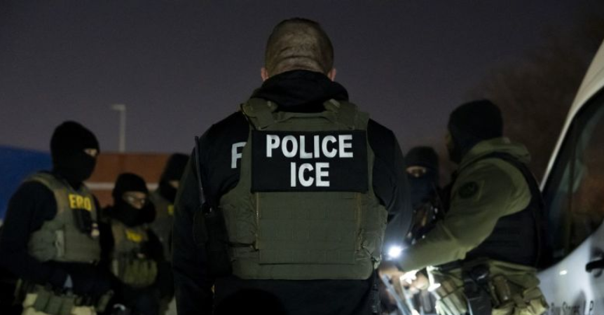 Vecinos de California activan sistema de sirenas para alertar presencia de agentes migratorios