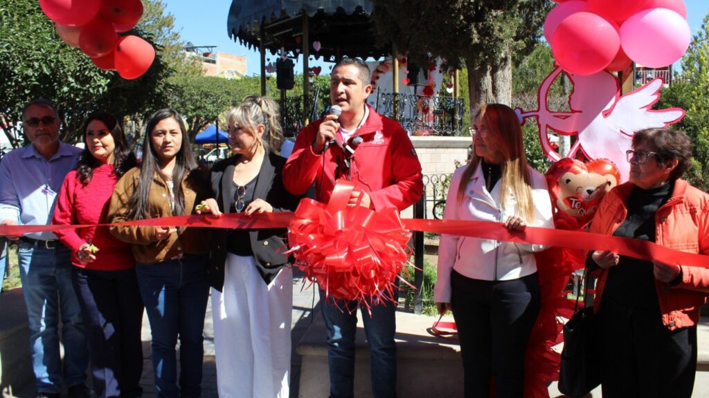 Inauguran el Corredor Comercial de San Valentín en Vicente Guerrero