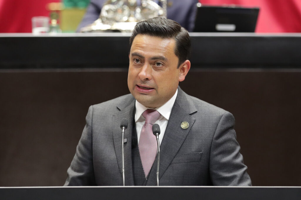 Reducción a 40 horas impulsará bienestar y crecimiento económico: Gerardo Villarreal (PVEM)