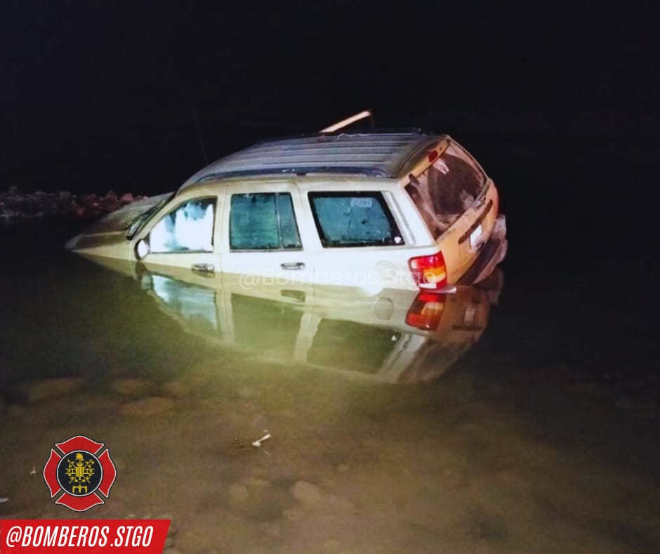 ¡De amanecida! Cuatro personas atrapadas en el Río Santiago