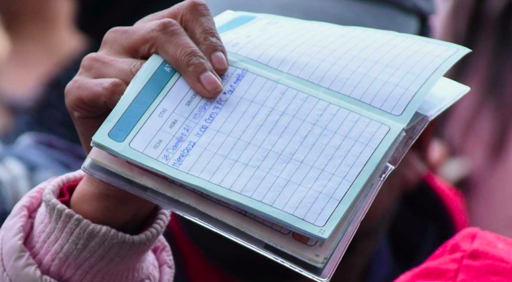 ¿Perdiste tu cartilla de vacunación? Guía para recuperarla en línea o presencial