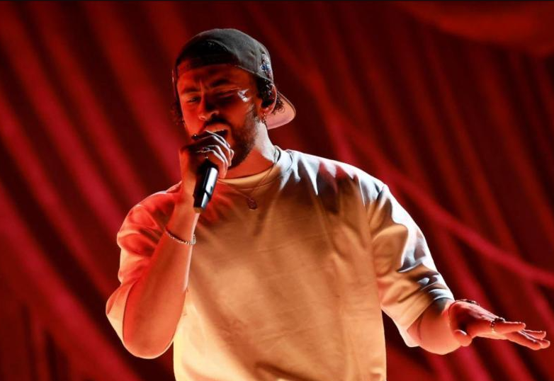 Bad Bunny llega al número 1 en China con ‘Debí tirar más fotos’