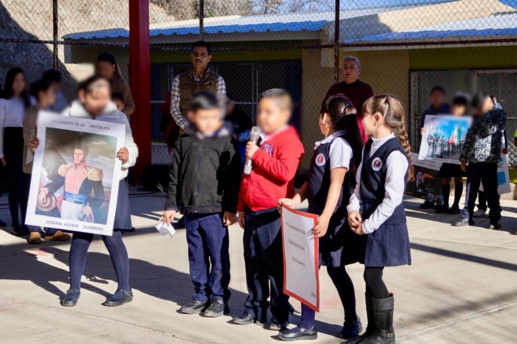 El alcalde Salvador Calderón refuerza la relación entre gobierno y educación