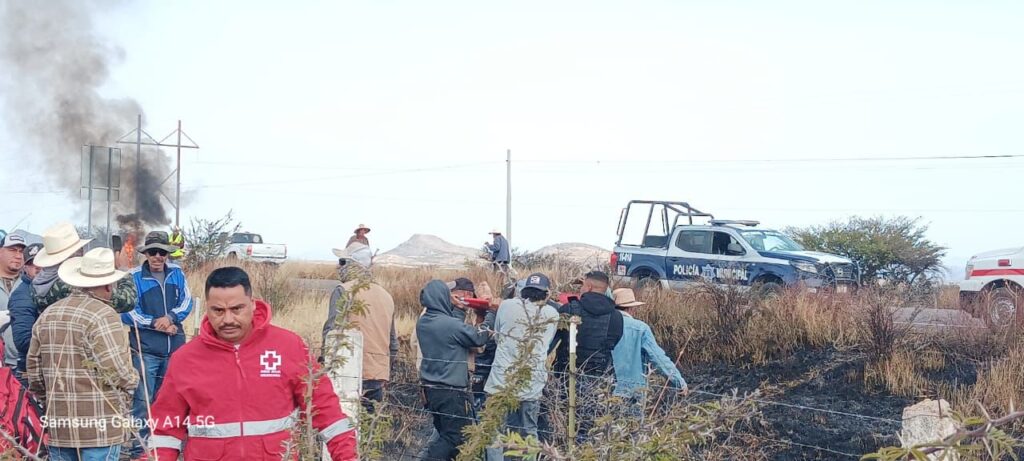 Sufren quemaduras al prenderle fuego a un zacatal en Nombre de Dios