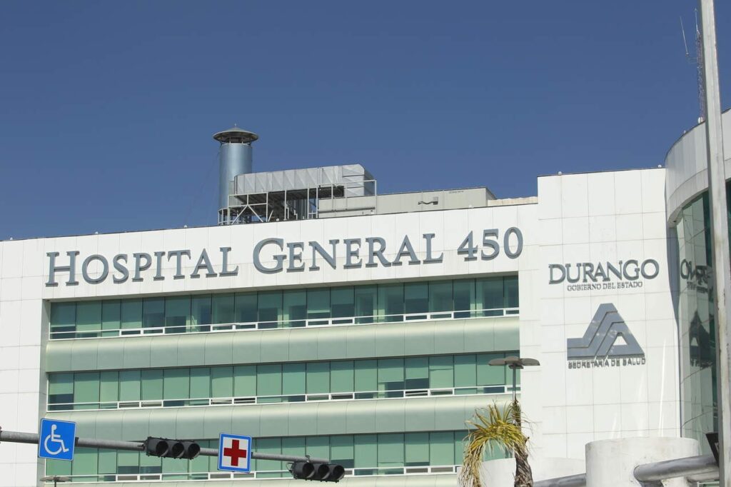 Con herida de bala lo ingresaron a un hospital de Durango