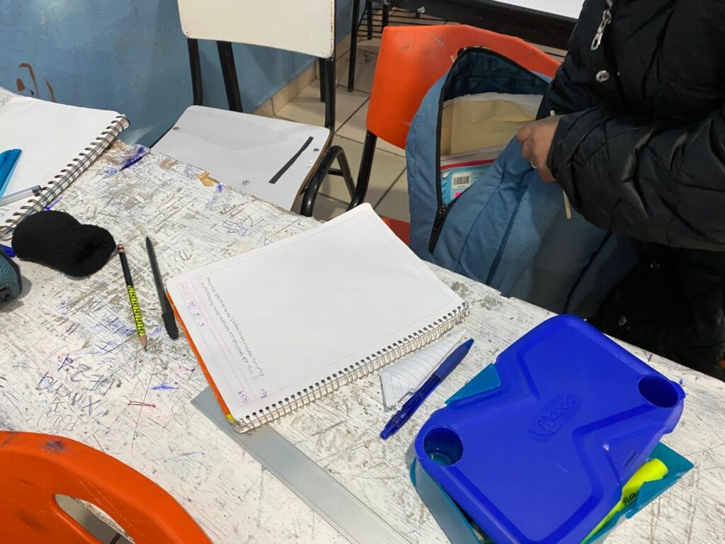 Operación Mochila en secundaria de Santiago para fortalecer la paz escolar