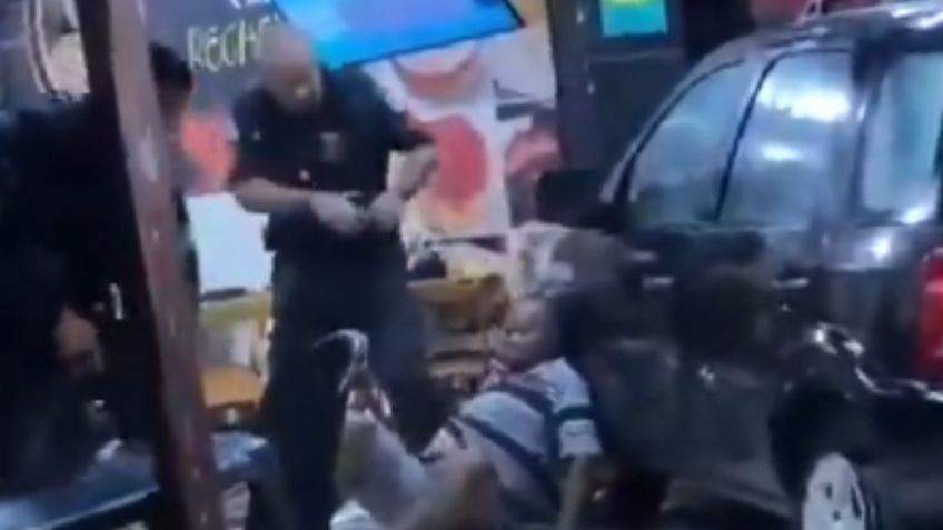 VIDEO: Hombre descubre a su esposa con su amante e intenta arrollarlos