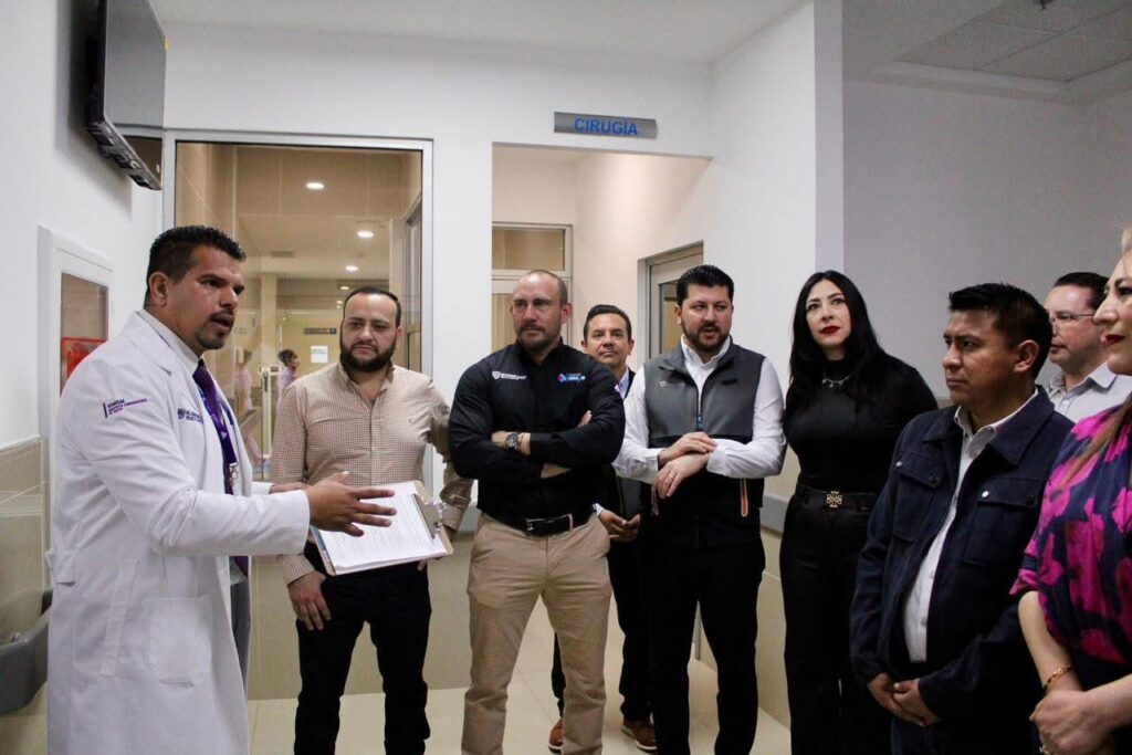 Arturo Medina destaca apertura de nuevo hospital en Parral