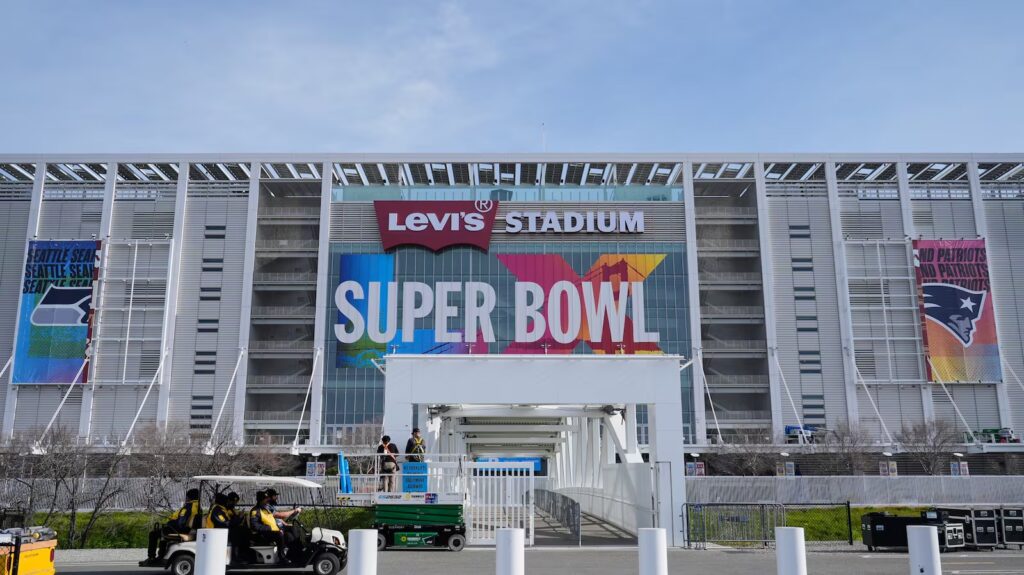 SRE emite recomendaciones para mexicanos que asistirán al Super Bowl LX