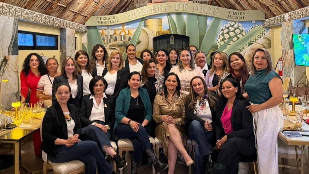 Mujeres Empresarias Sostienen Encuentro con Emprendedoras de Nombre de Dios