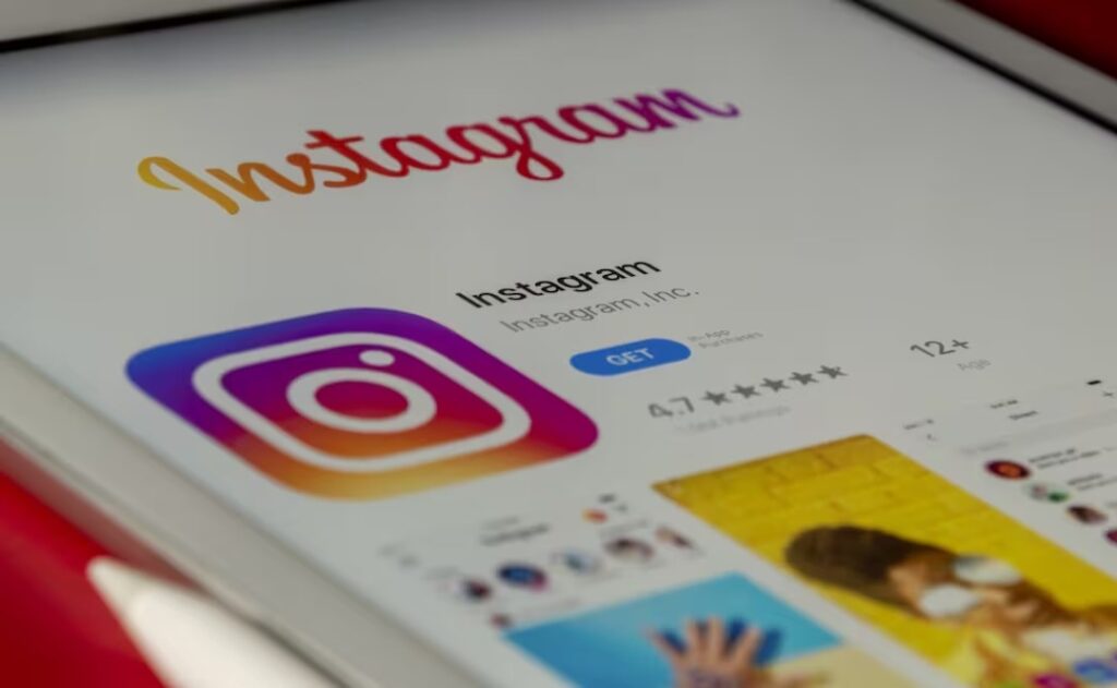 Instagram alertará a padres si sus hijos buscan términos sobre su1c1di0