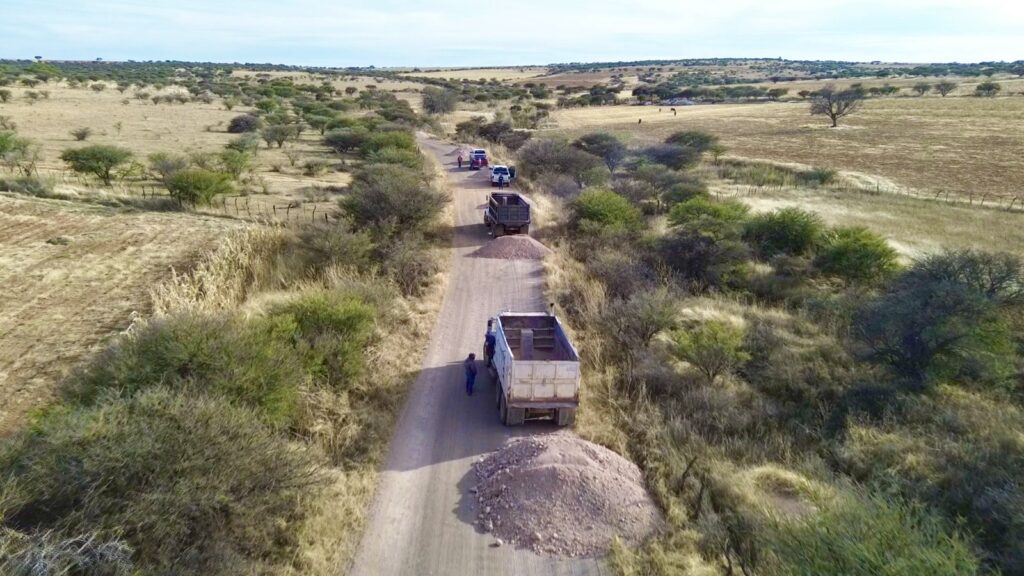 Inician rehabilitación de caminos rurales en Pánuco de Coronado