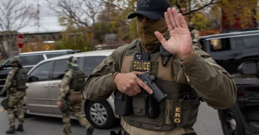 Congresistas demócratas confrontan al ICE por abusos y detenciones de ciudadanos