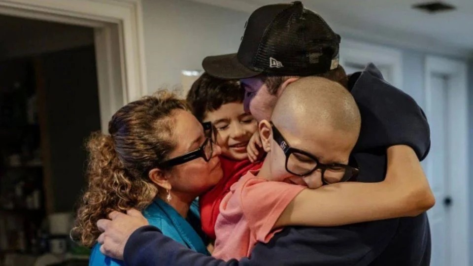Adolescente que defendió a su padre ante ICE muere tras dura batalla contra cáncer