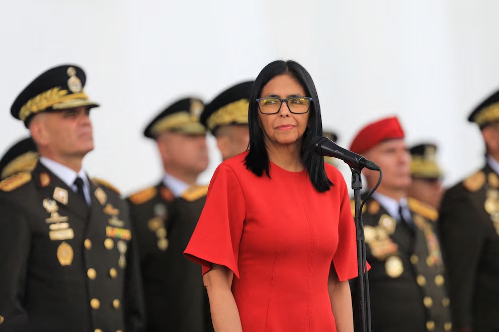 Delcy Rodríguez elimina programas sociales y organismos clave del chavismo
