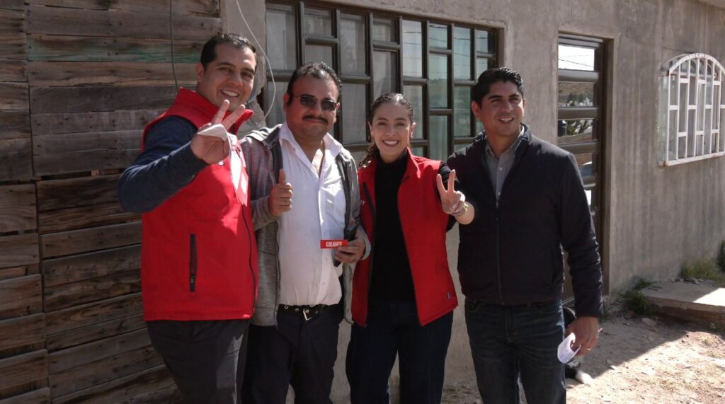 Regidores del PRI visitan Valle Dorado; celebran certeza jurídica para las familias