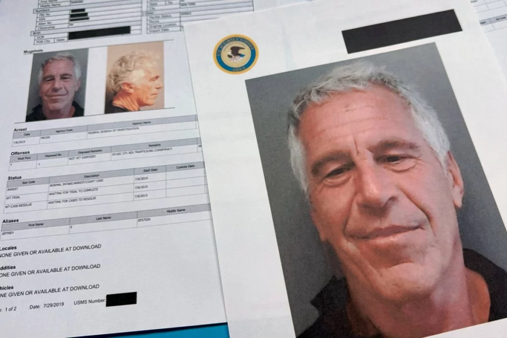 Usuarios manipulan imágenes de los archivos de Epstein y provocan caos