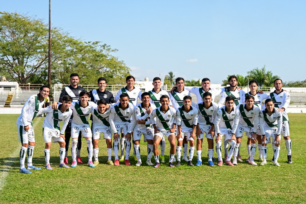 Alacranes de Durango golea en Colima y reafirma el liderato general.