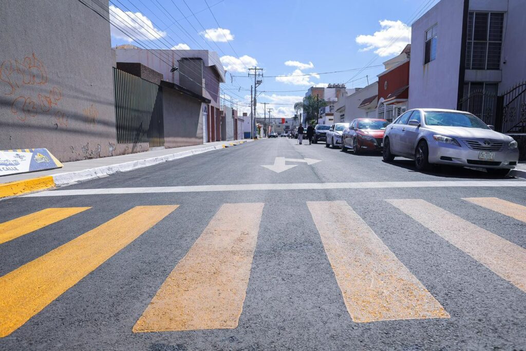 Toño Ochoa entrega calle Encinos en Real del Prado con ¡Al Millón en Pavimentación 2.0!