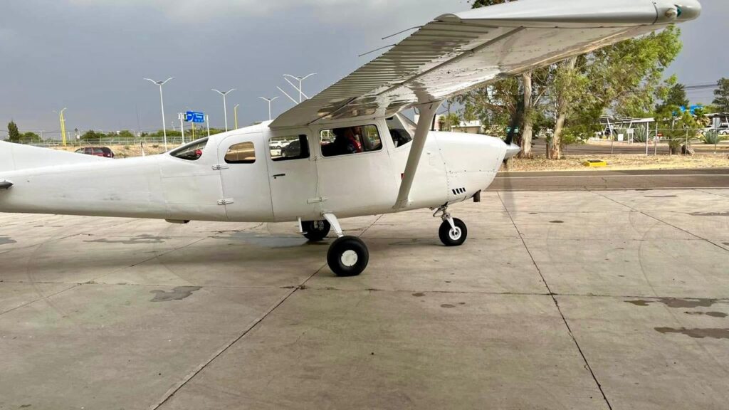 Trasladarán por aire a médicos duranguenses desde Tepic por seguridad