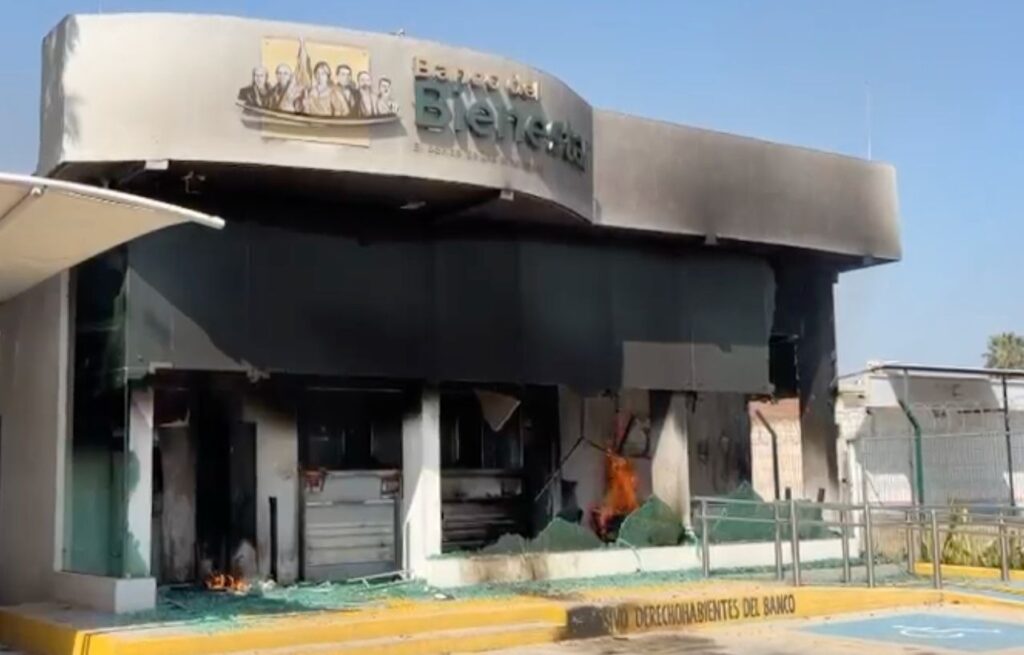 Ataques a Banco del Bienestar dejan 50 sucursales dañadas en seis estados