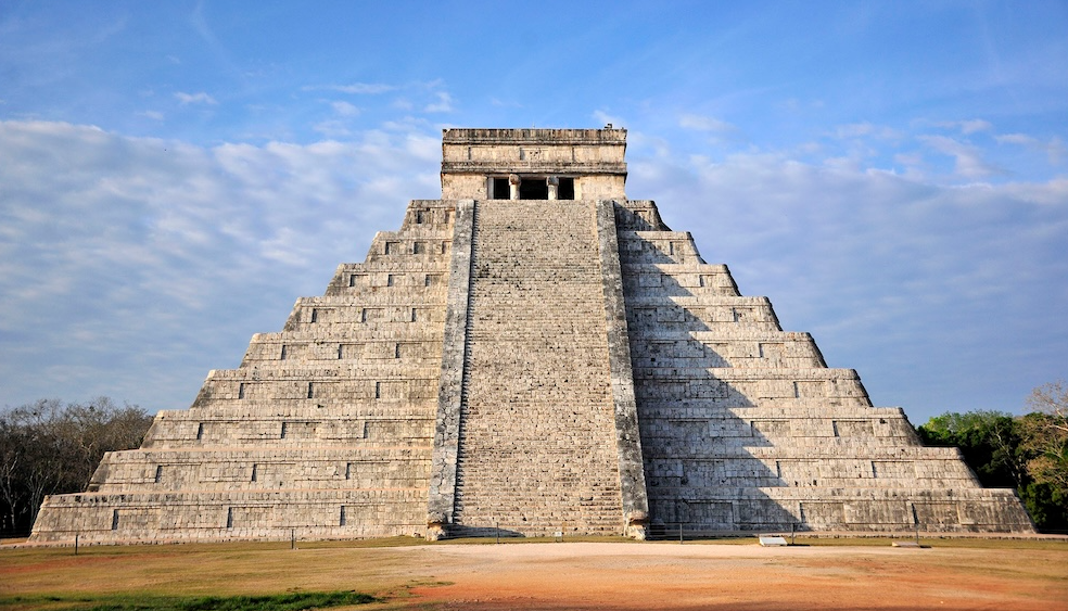 Yucatán promociona Chichén Itzá en FITUR 2026