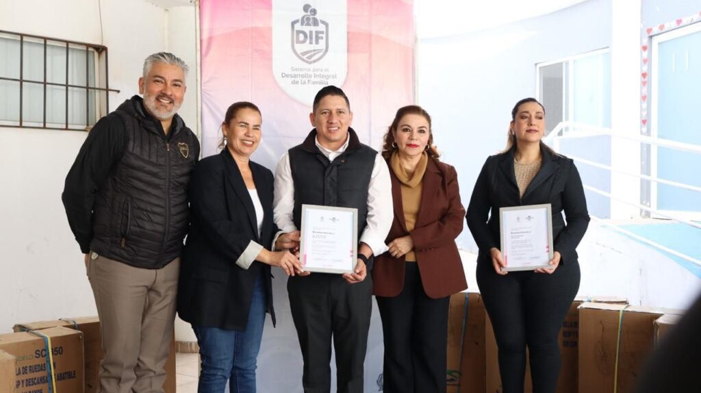 Suman DIF Municipal y la gran familia más respaldo para niñas y niños.
