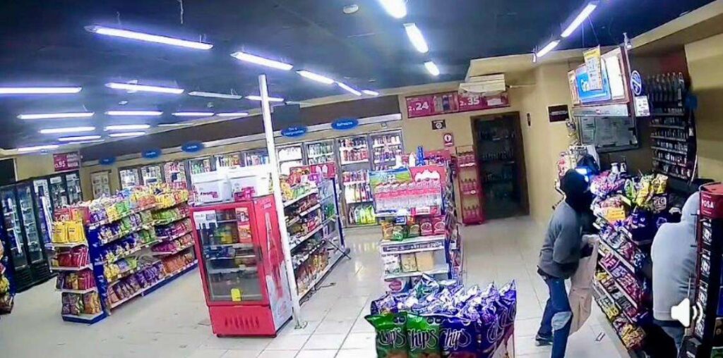 Robo a mano armada en tienda Circle K de Ciudad Juárez