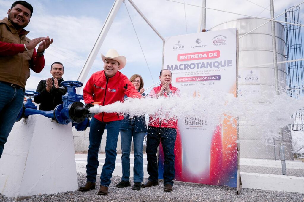 Esteban pone en marcha macrotanque que garantiza agua potable en Jesús Agustín Castro