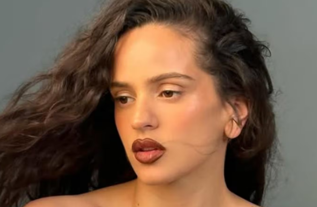 Rosalía sorprende a sus fans al estrenar video oficial de “Sauvignon blanc”