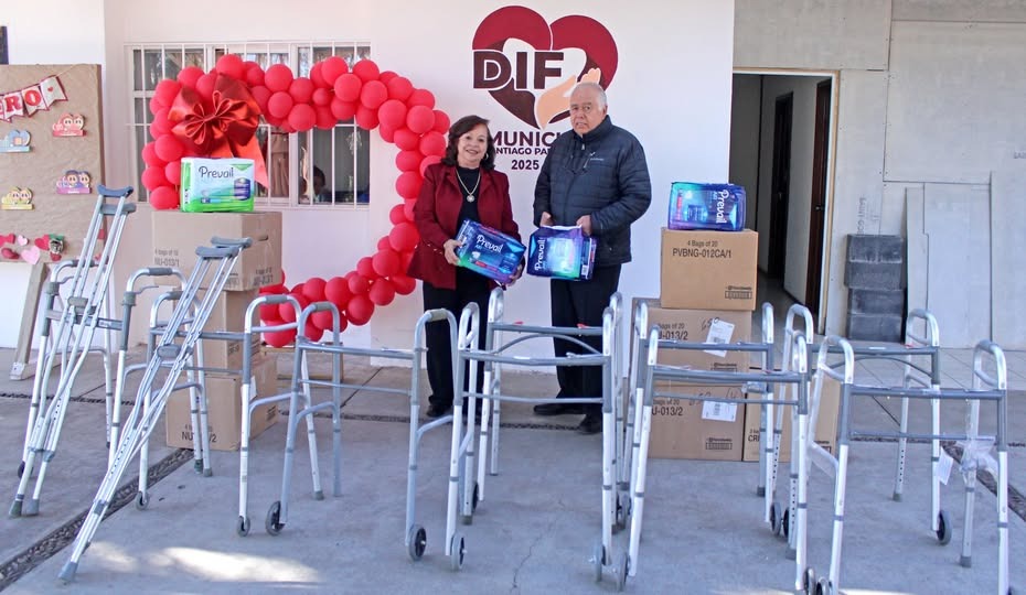Coalición Pinolera y DIF Santiago entregan aparatos funcionales a familias vulnerables