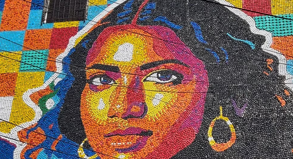 La increíble Mona Lisa de 13 metros que nació en El Salvador