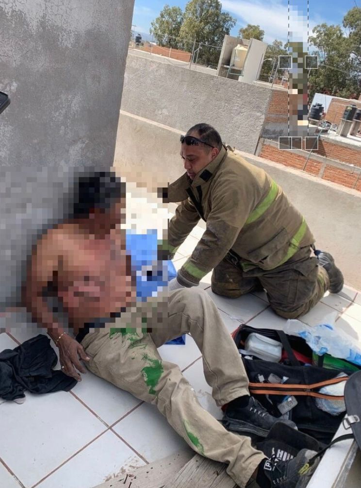 Pintor recibe descarga eléctrica al laborar en la planta alta de una casa