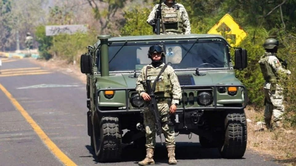 Refuerzan seguridad en Jalisco con 2 mil militares tras violencia por muerte de “El Mencho”