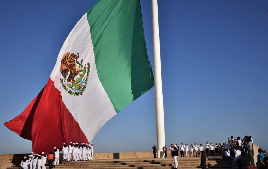 Día de la Bandera: ¿Hay descanso obligatorio?