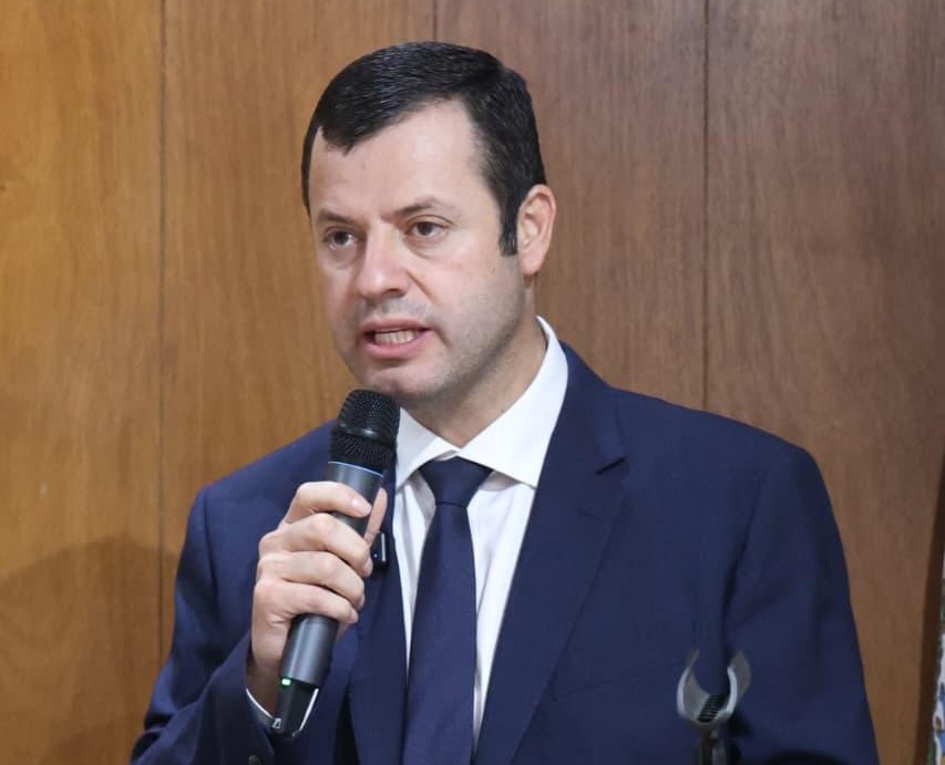 Propone César Rivas fortalecer apoyos sanitarios para pequeños ganaderos