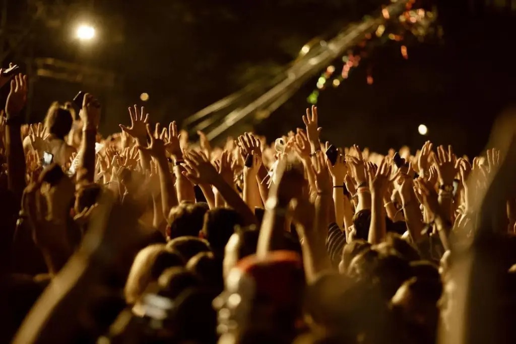 Profeco establece nuevos lineamientos para conciertos masivos tras incidentes de BTS