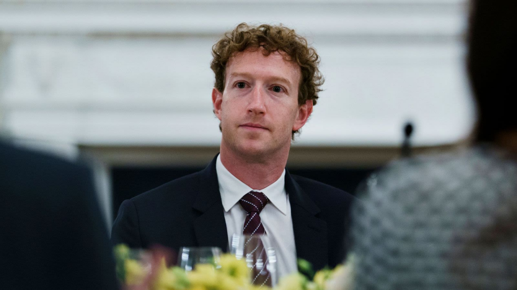 Zuckerberg enfrenta a un jurado por primera vez en juicio sobre adicción juvenil