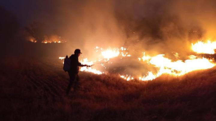 Apoyo Intermunicipal Efectivo; Protección Civil Combate Incendios en Nombre de Dios
