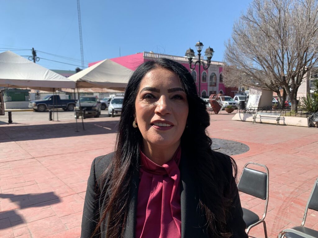 Alcaldesa busca acuerdo con sindicato, pero pide evitar influencias externas