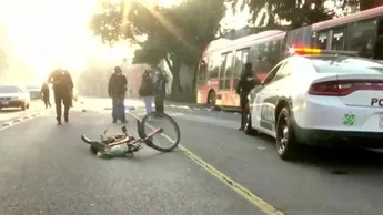 Policía chocó con camioneta a dos abuelitos que viajaban en bicicleta y les quitó la vida