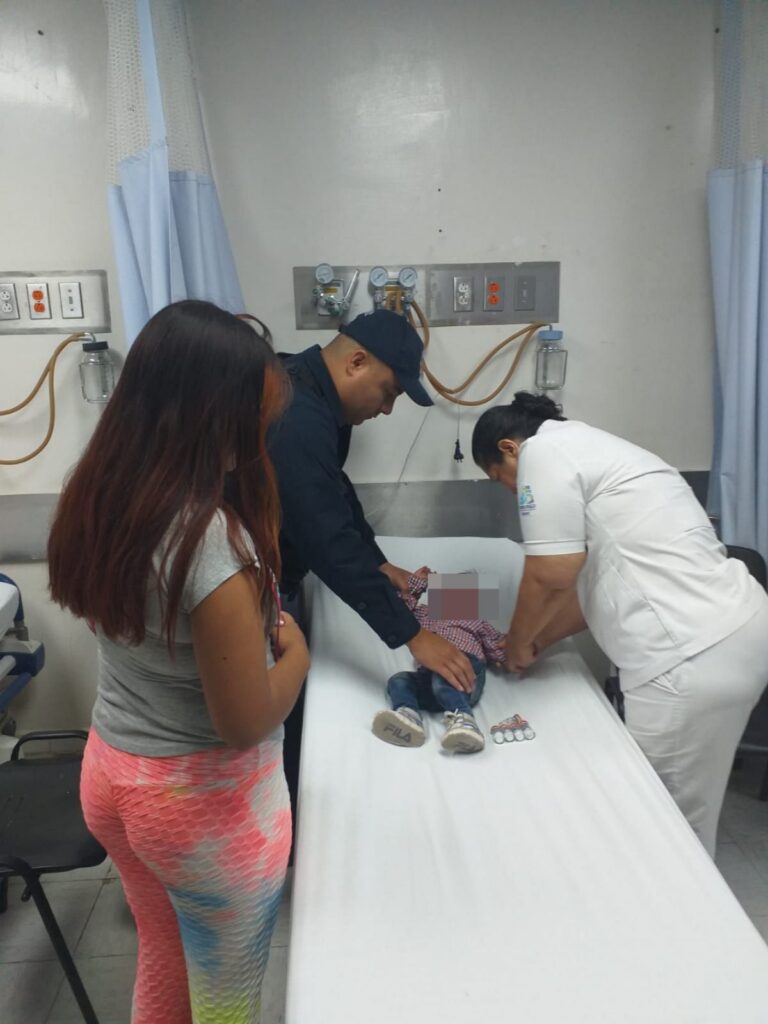 Operativo “Dragón” apoya en traslado al hospital a un bebé picado por alacrán