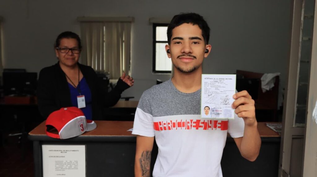 Invitan a jóvenes de Tlaquepaque a tramitar su cartilla del Servicio Militar Nacional