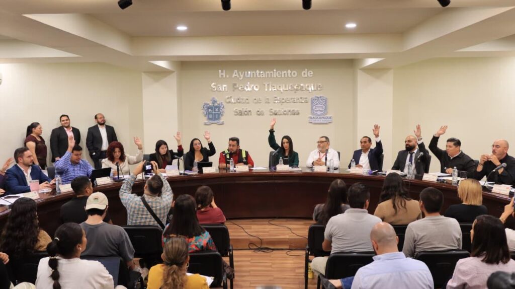 Aprueba Tlaquepaque exhorto para descuentos por fallas en el servicio de agua y amplía programa social para mujeres