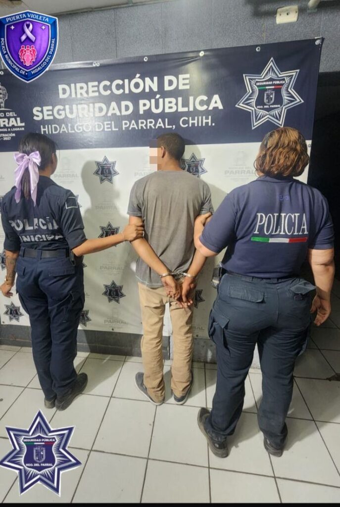 Se pone violento y cae tras amenazar y atacar a policías en Parral