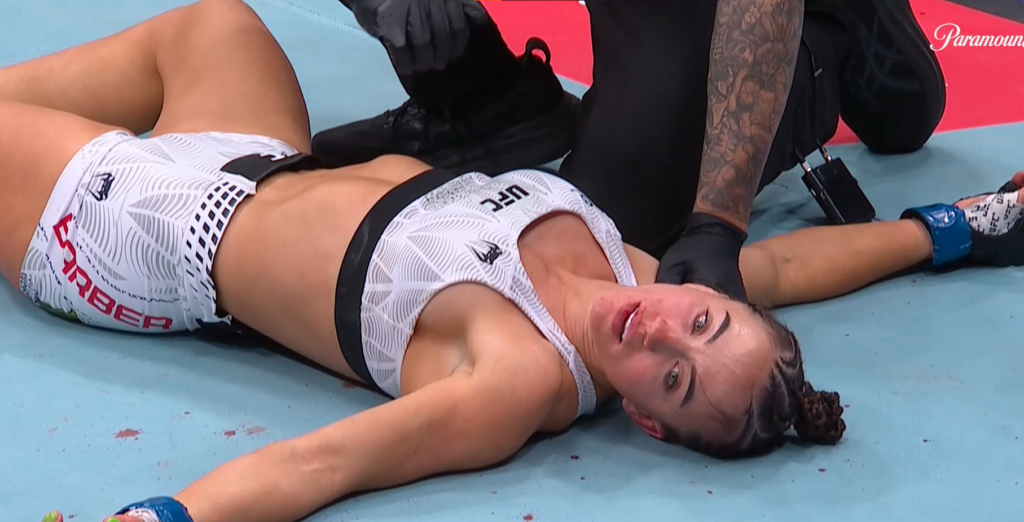 Maycee Barber se pronuncia tras ser noqueada por Alexa Grasso