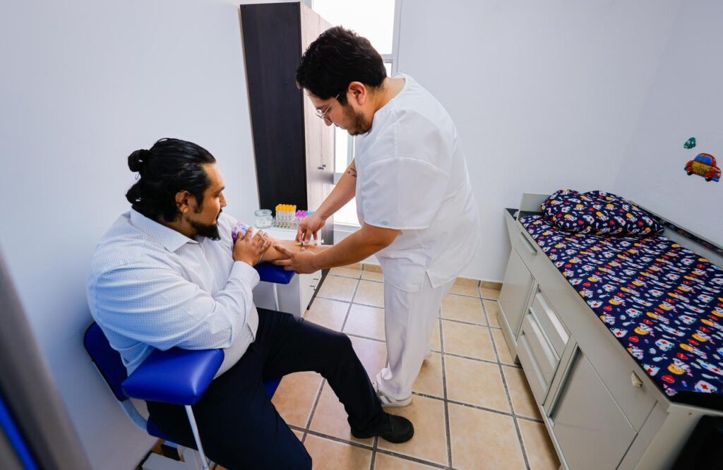 Más salud para la col. Dolores del Río con la 2da Clínica del Seguro Familiar: Toño Ochoa