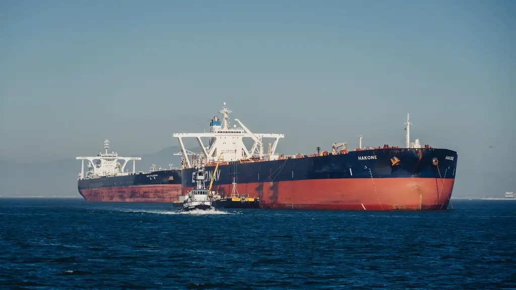 EU permitirá la llegada de buque petrolero ruso a Cuba con 700 mil barriles de crudo
